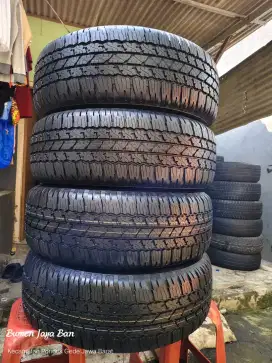 Ban 265 65 R17 Bridgestone dueler at mux fortuner pajero everest