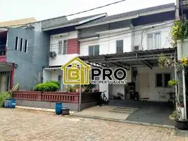 Rumah di jual 2 lantai dalam cluster limo depok