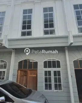 DIJUAL TOWNHOUSE KOMPLEK JEFFERSON HAUS - DAERAH KRAKATAU (EDY)