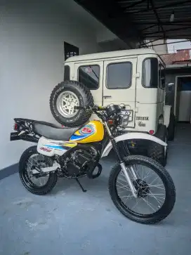 Motor Suzuki Ts125
