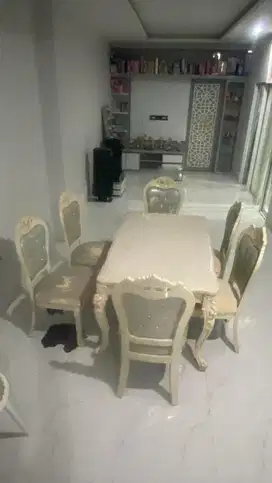 Di Jual meja makan