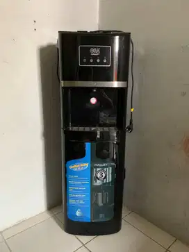Jual Dispenser GEA HALLEY PRELOVED. Pemakaian dibawah 1 tahun. Kondisi