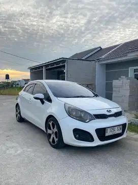 Di Jual Cepat Kia Rio SE 2012 Matic