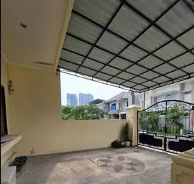 Rumah Siap Huni Villa Royal Selangkah Pakuwon City Mall