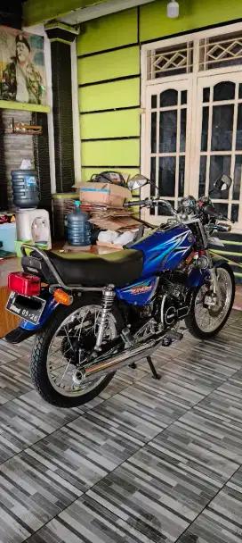 RX king 2005 biru nya Cinta Istimewa