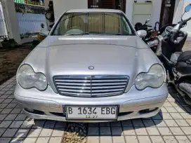 Mercedes-Benz W203 C200 non kompressor tahun 2002