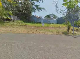 Tanah Luas Hampir 600 di Villa Puncak Tidar