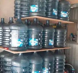 Galon Aqua kosong