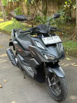 Honda Vario 160 CBS Thn 2025 KM 2Rb Mulus 99%