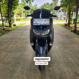LIKE NEW KM LOW 300 Yamaha Nmax Connected 2023