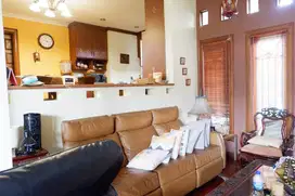 Rumah luas Setra Indah Bandung Utara