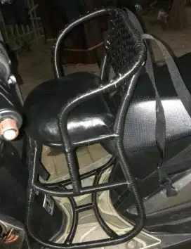 Bangku tempat duduk anak kursi rotan boncengan motor