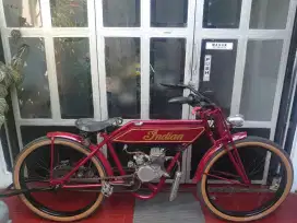 Sepeda motor roundtank flatank modif 80 CC lawas vintage vespa antik