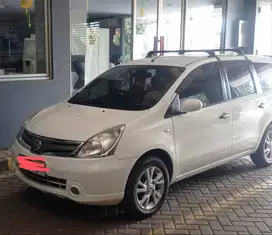 DIJUAL CEPAT NISSAN GRAND LIVINA SV 2013