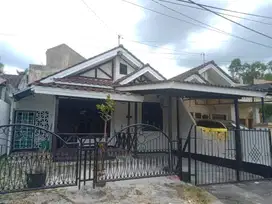 DIsewakan Rumah di Bukit Damai Indah, BALIKPAPAN, KAL-TIM