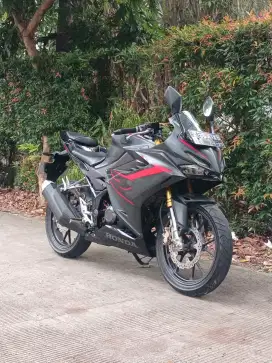 READY PAKAI CBR 150R Tahun 2022 DP 500rb
