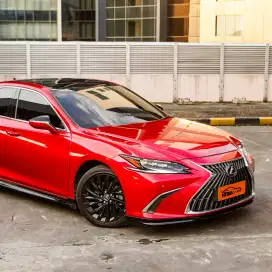 LEXUS ES300H Ultra Lux 2024 Seperti Baru
