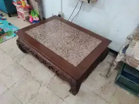 Meja Makan Jati Besar – Klasik, Kokoh, dan Elegan!