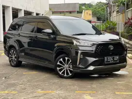 Toyota Veloz Q CVT 2022 Hitam Mutiara