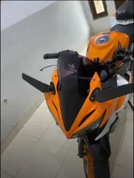 CBR 150R REPSOL