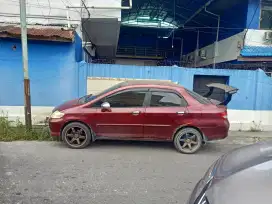 Di jual  cepat mau plang kampung ke Jawa surat2 lkp semua baru  loh