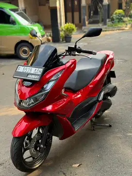 Honda PCX 160 Thn 2023 Merah Glossy Mulus