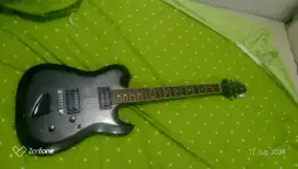 Gitar WashBurn cLassic