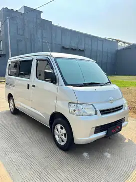 Mobil bekas Daihatsu Gran max 2019 murah