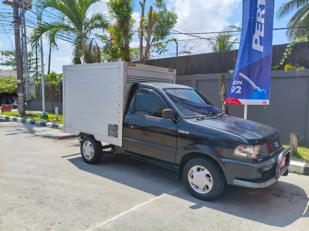 Toyota Kijang Box