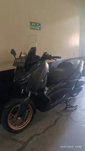 Yamaha X-Max 250