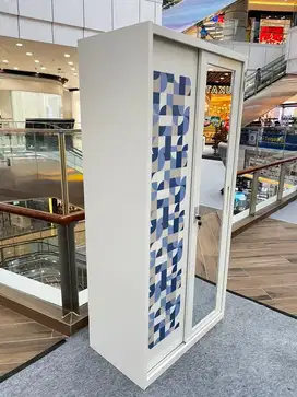 Lemari Besi Kuat