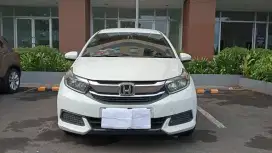 Termurah Dijual Cepat Honda Mobilio 2017 Siap Pakai dan terawat