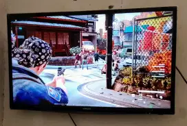 TV SAMSUNG LED 32' HD 720P remote ori non digital