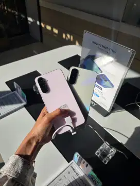 SAMSUNG GALAXY A56 8/256 GB BARU,SEGEL ,BERGARANSI RESMI