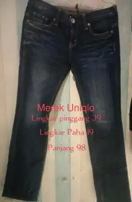 Celana Levis wanita bermerek