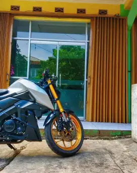 Dijual motor yamaha xabre