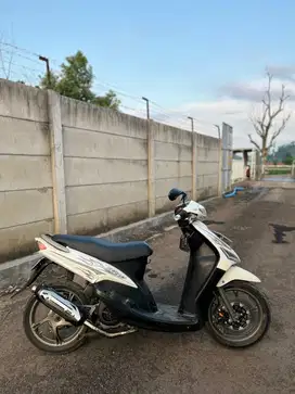 Mio sporty 2008 asli putih