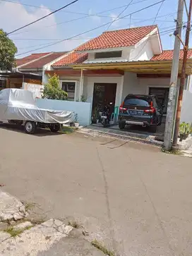 Rumah 1 Lantai Hook Furnished Dekat Telkom University