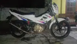 Di jual motor satria fu
