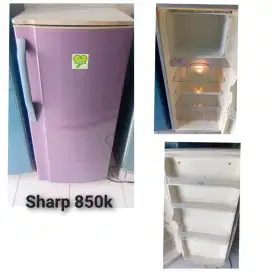 Kulkas SHARP bekas bergaransi
