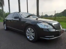 Mercedes Benz S350L CGI AT tahun 2011