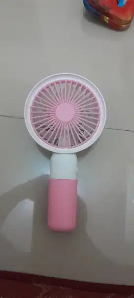 Jual kipas angin kecil warna pin gak bisa jauh-jauh