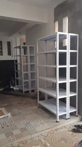 Rak besi rak buku rak gudang