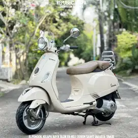 JUAL CEPAT VESPA LXV 150 3V TAHUN 2015 PERFECT CONDITION