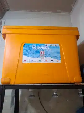 cooler box lebar : 59 cm ,panjang ; 95 cm ,tinggi : 67 cm