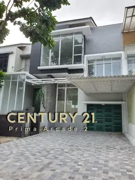 Rumah Asri 2 Lantai Dijual Hrga Nego di Kebayoran Residence 13302Ad