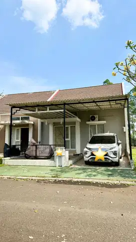 Dijual Rumah 2 lt Semi furnished cakep Siap huni di Dhana Suvarna