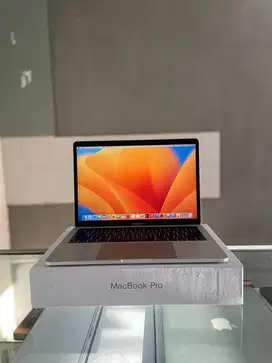 MacBook Pro 13 inch 2018 CTO RAM 16/SSD 512 GB