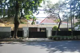 Disewakan Bangunan Komersial Surabaya Pusat