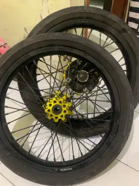 Dijual Velg Vrosi Ring 17 set tromol